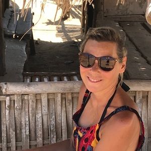 Meet your Posher, Cindy